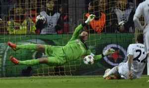 Real Madrid avanza con angustia a semifinales item-thumbnail