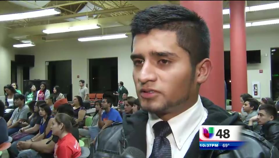 Reaccionan Dreamers ante Anuncio de Obama item-thumbnail
