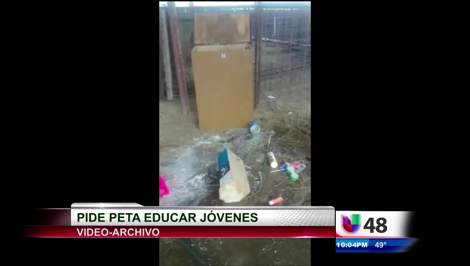 P.E.T.A. Toma Acción De Educar Estudiantes Sobre El Maltrato De Animales item-thumbnail
